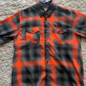 DIXXON FLANNEL (SALEM) SIZE LARGE